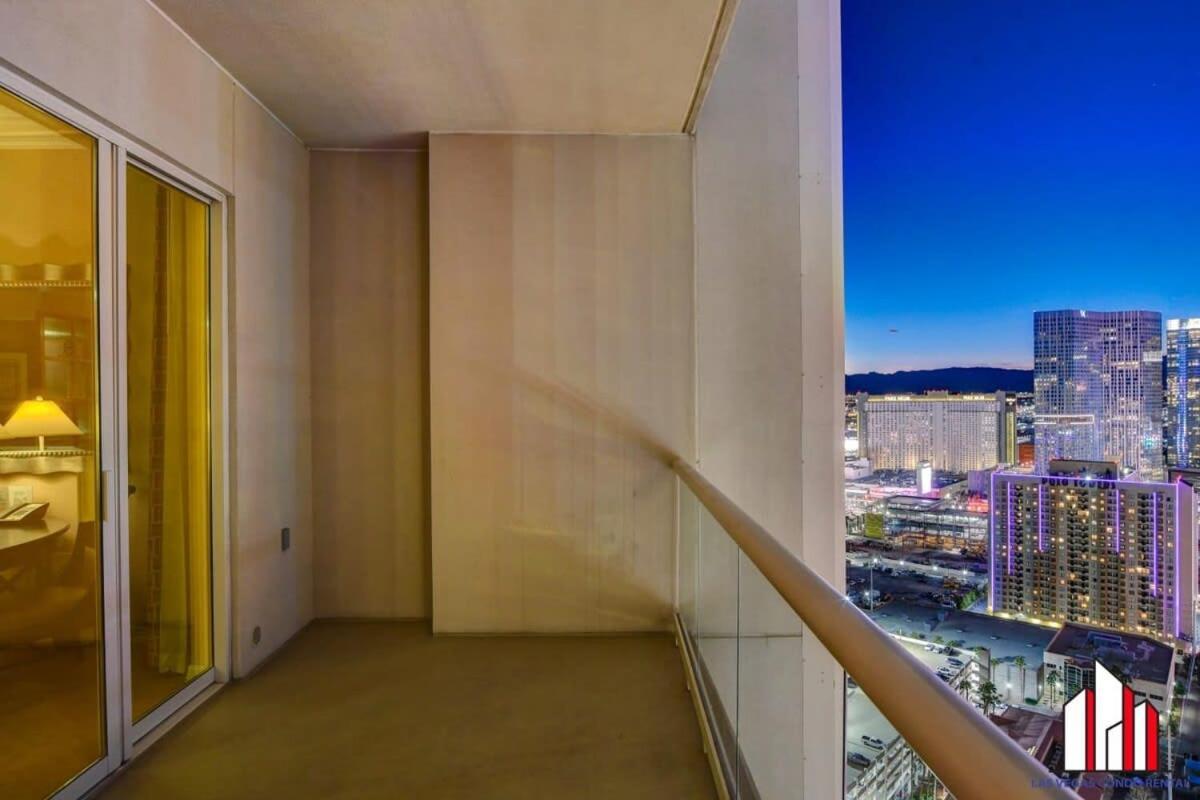 Mgm Signature-33-711 F1 Track & Strip View Balcony Las Vegas Extérieur photo